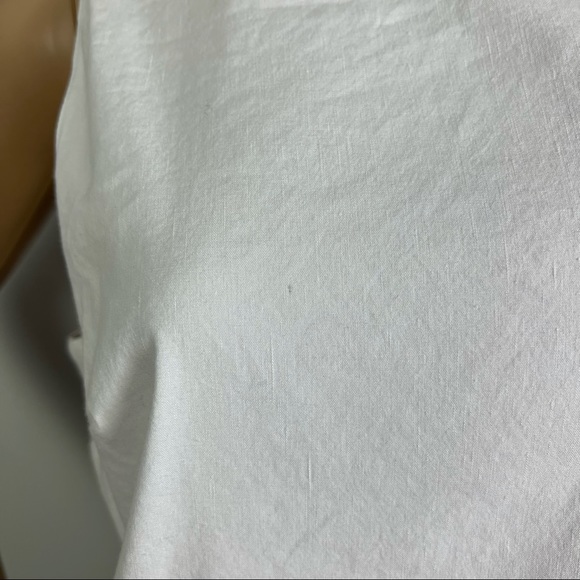 NEW VINCE WHITE SLEEVELESS ROMPER - Picture 5 of 10